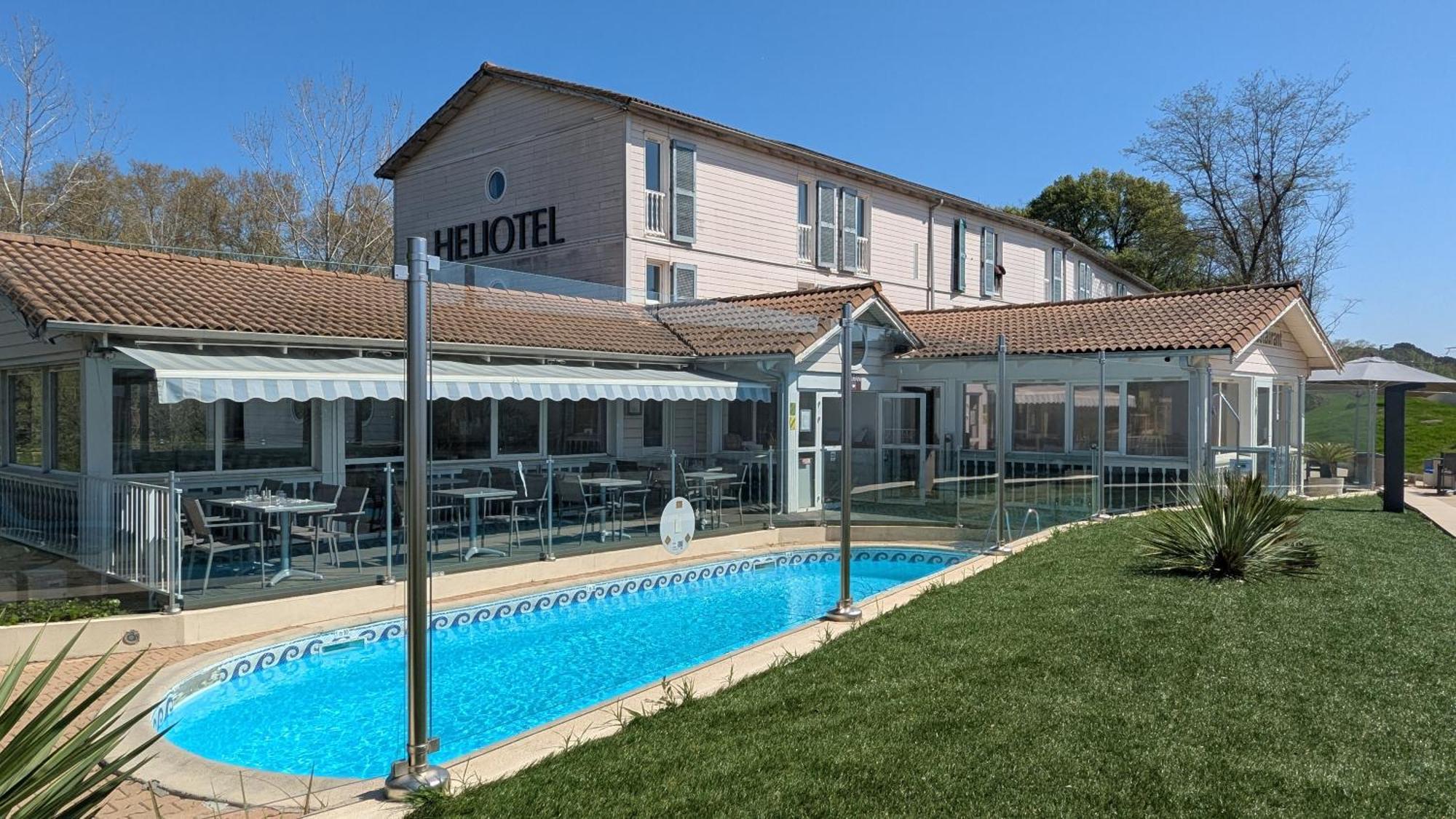 Hotel & Restaurant Heliotel Montferrier-sur-Lez エクステリア 写真
