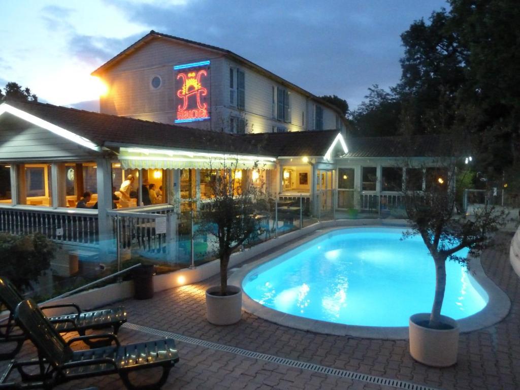 Hotel & Restaurant Heliotel Montferrier-sur-Lez エクステリア 写真