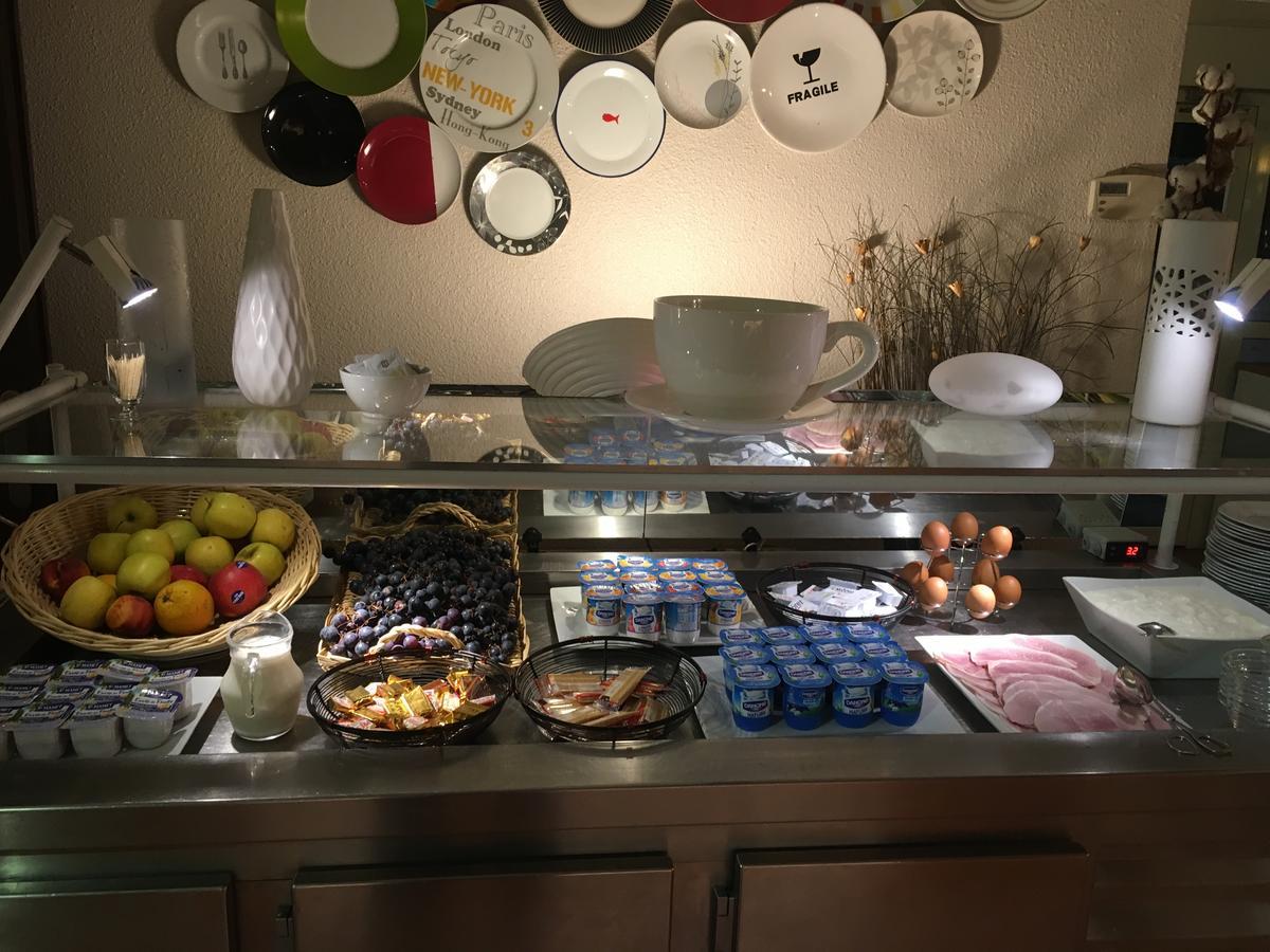 Hotel & Restaurant Heliotel Montferrier-sur-Lez エクステリア 写真