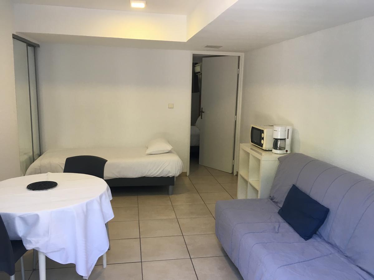 Hotel & Restaurant Heliotel Montferrier-sur-Lez エクステリア 写真