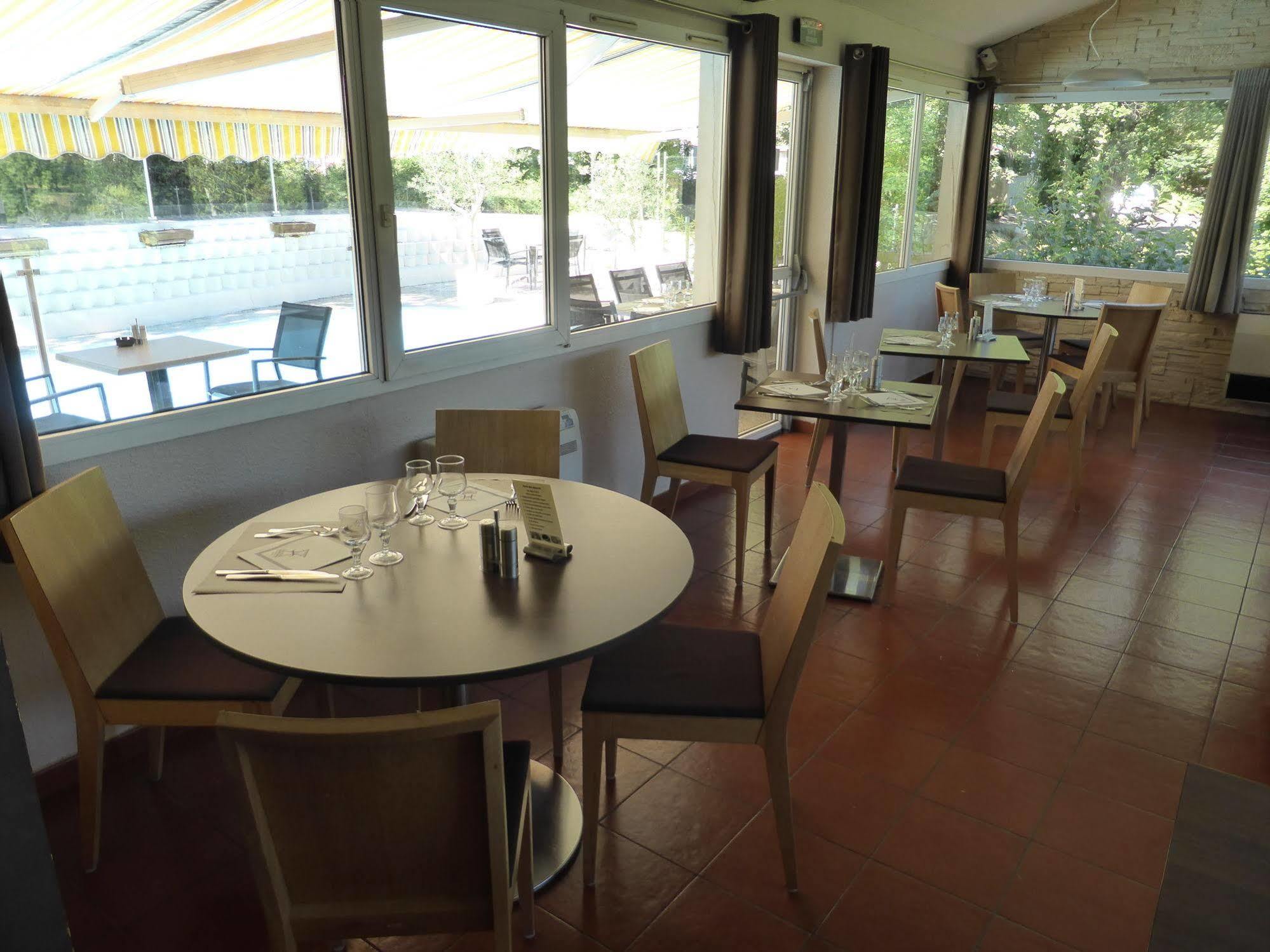 Hotel & Restaurant Heliotel Montferrier-sur-Lez エクステリア 写真