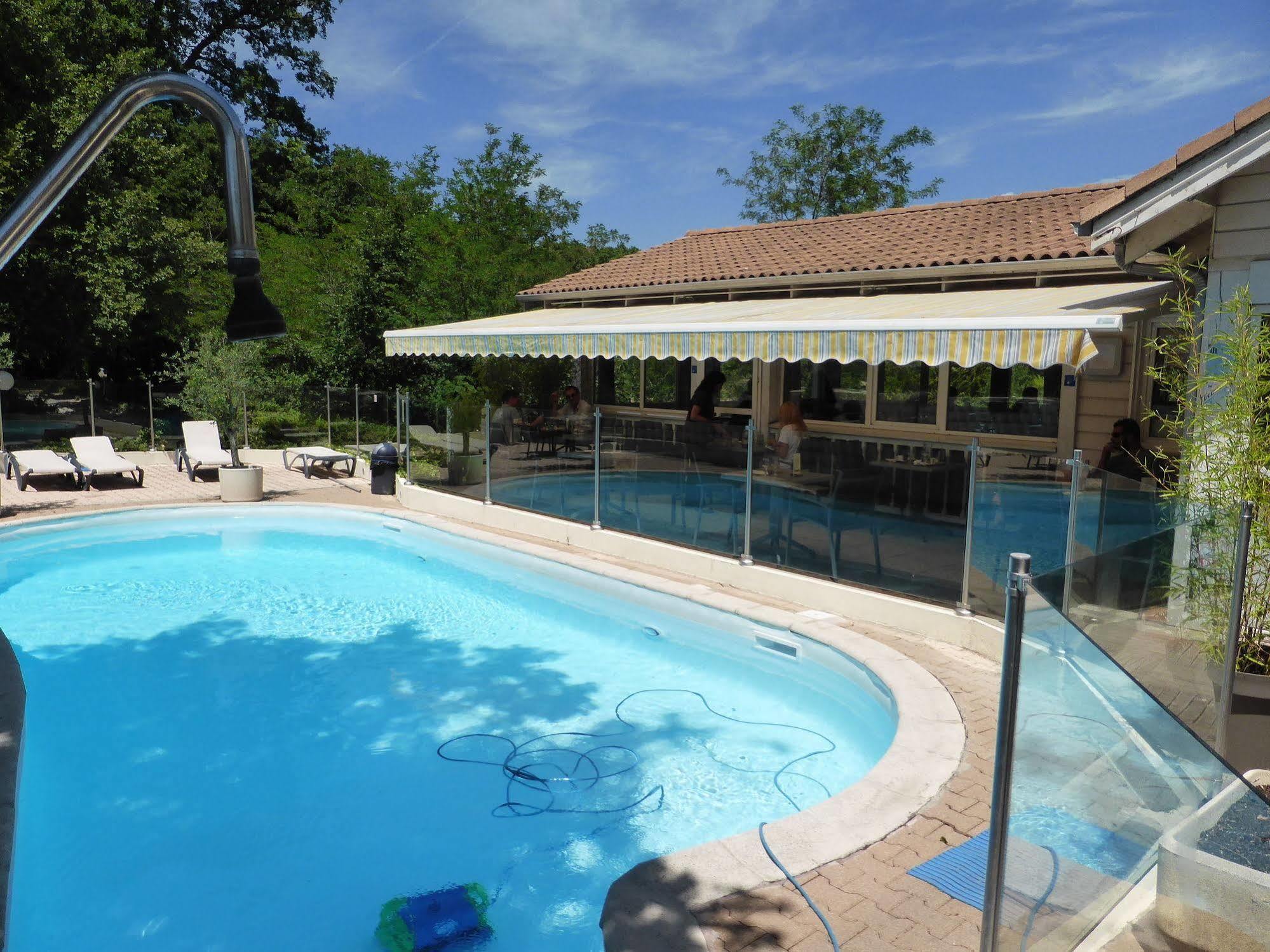 Hotel & Restaurant Heliotel Montferrier-sur-Lez エクステリア 写真