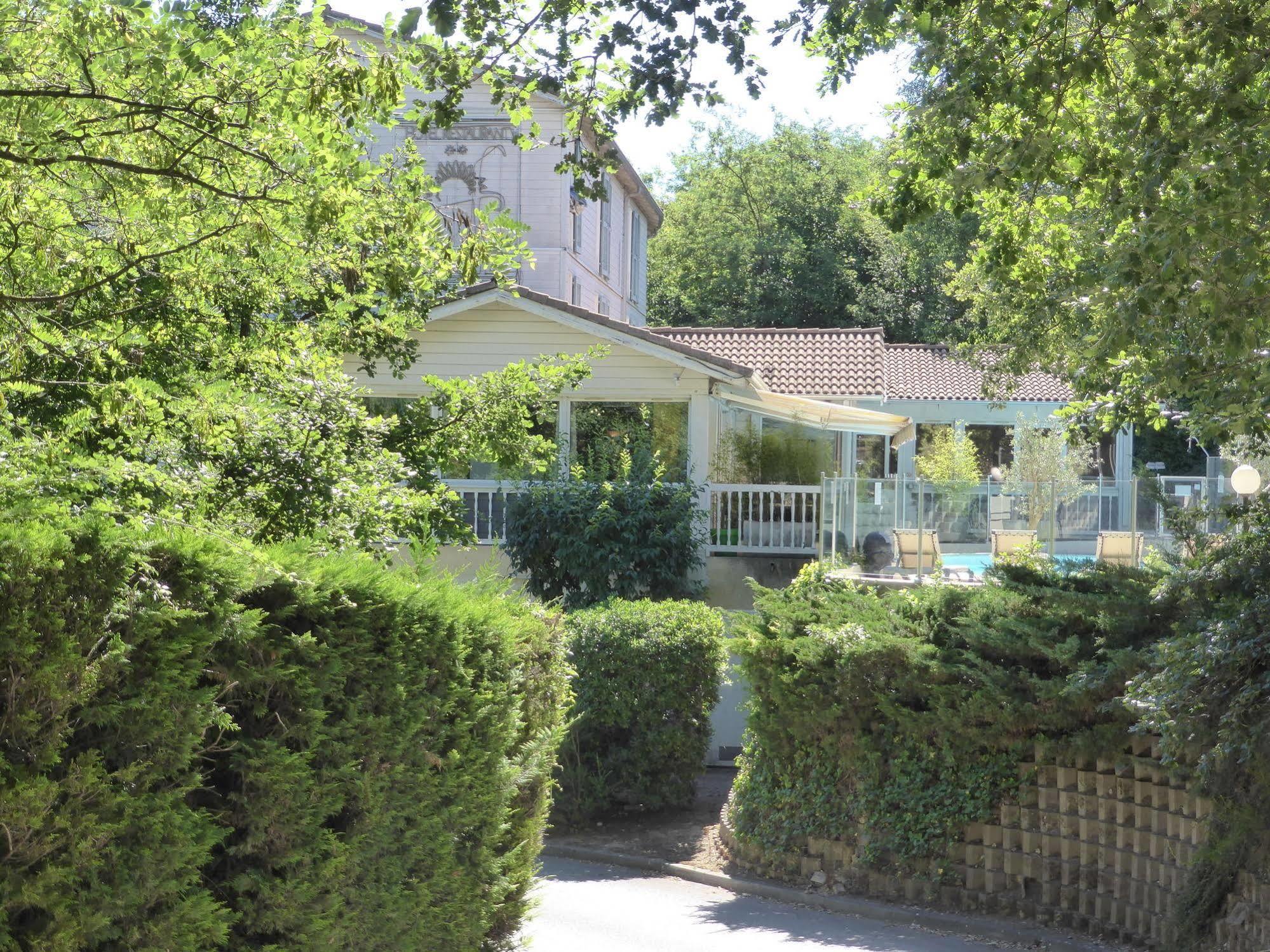 Hotel & Restaurant Heliotel Montferrier-sur-Lez エクステリア 写真